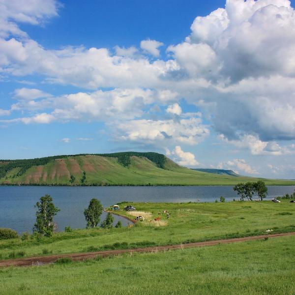 Вид на Хребет Каратаг